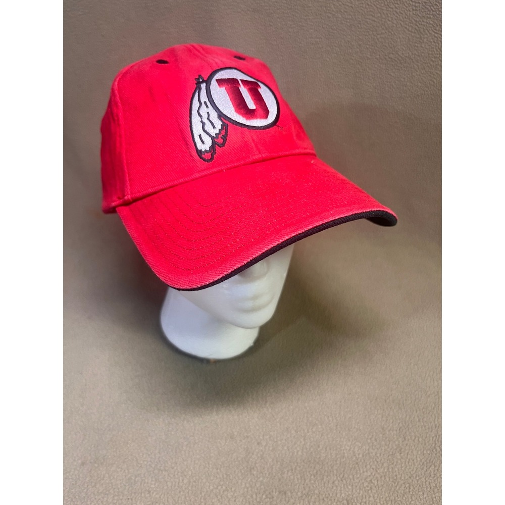 Signatures Utah Utes NCAA Baseball Cap Hat Red Adjustable Hook Loop Strapback